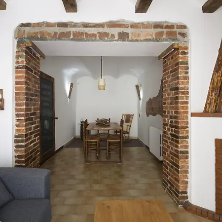 Apartment Mo *